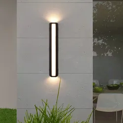 פנס בצבע לבן